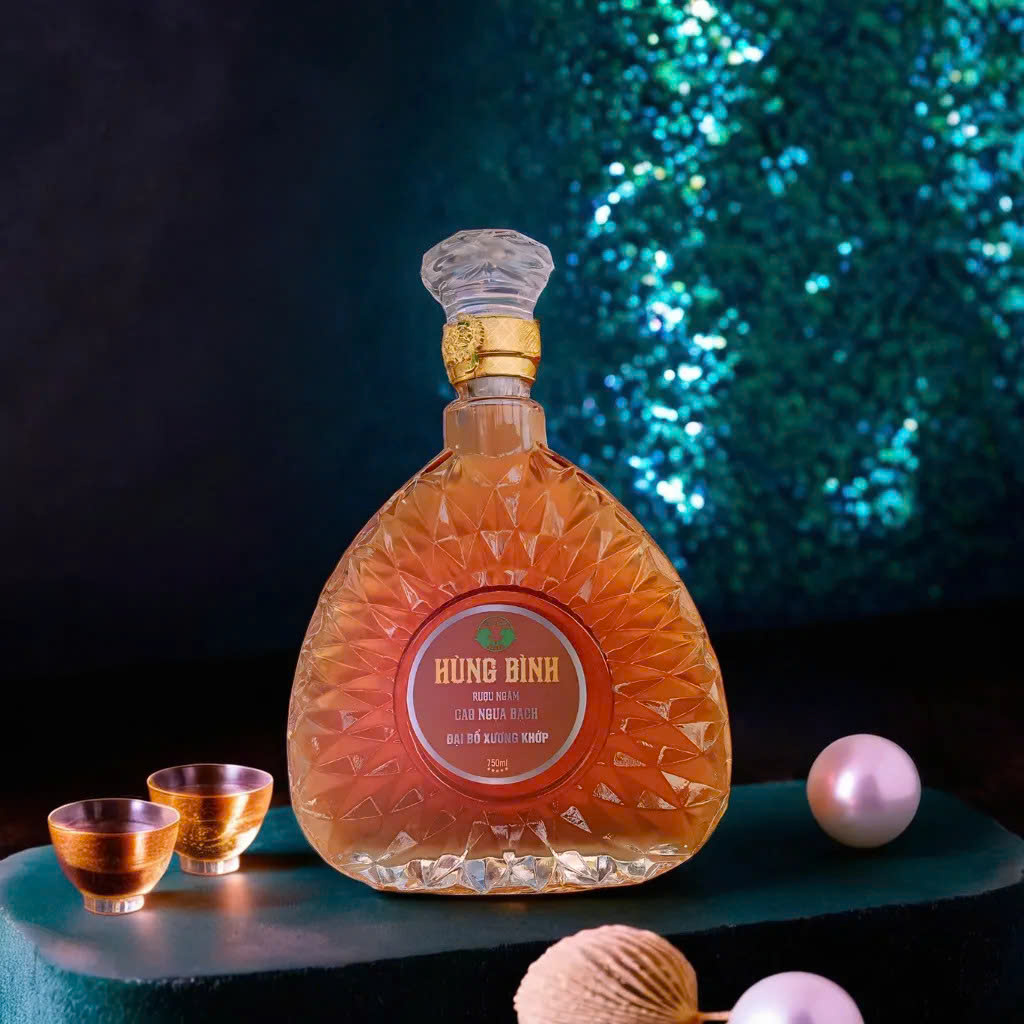 RƯỢU NGÂM CAO NGỰA BẠCH ( chai 750 ml)